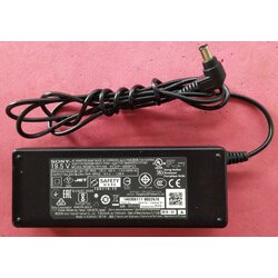 อะแดปเตอร์โซนี่ SONY ของแท้มือสองมากับเครื่อง 19.5V / 3.08A