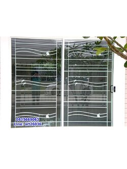 เหล็กดัดพร้อมมุ้งลวด