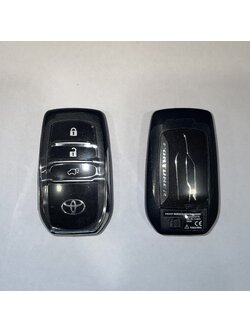 รีโมต Smart Key TOYOTA FORTUNNER 3 ปุ่ม 433 MHz [ของแท้] (ล็อก+ปลดล็อก+ฝาท้ายรถ)