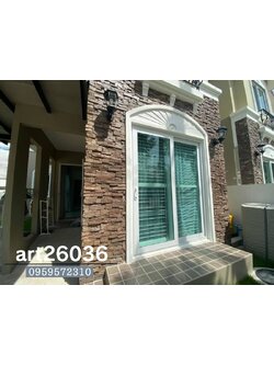 ติดตั้งเหล็กดัด กระจกบานเลื่อนสำหรับประตูโค้ง