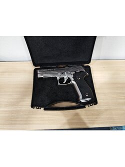 Tokyo Marui Sig Sauer P226 E2 Stainless Model GBB BB Gun บีบีกัน แบบแก๊ส ปืนอัดลม มือสอง Airsoft Gun