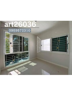 เหล็กดัดโทนสีขาว มินิมอล หน้าต่าง ประตู