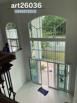 เหล็กดัดประตู หน้าต่าง โทนสีขาว สไตล์หรู