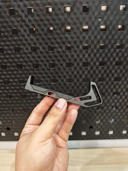 กริ๊ปมือหน้า กริปมือ Tyrant งาน CNC ใช้ได้กับชุดหน้าระบบราง M-Lock และ Keymod