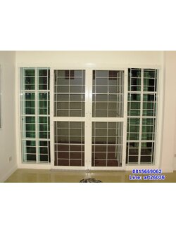 เหล็กดัดพร้อมมุ้งลวด ประตูเลื่อน ลายมินิมอล