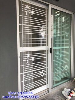 เหล็กดัดพร้อมมุ้งลวด ขาวล้วน