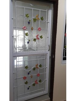 เหล็กดัดพร้อมมุ้งลวด