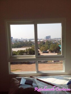 เหล็กดัดหน้าต่าง กระจกบานเลื่อน มินิมอล