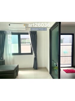 ผ้าม่านสีเทา หน้าต่างโทนสีดำ กระจกหน้าต่าง โมเดิร์น