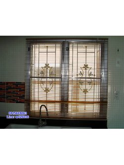 เหล็กดัดพร้อมมุ้งลวด