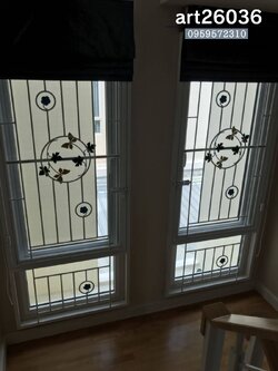 เหล็กดัดพร้อมมุ้งลวด ลายผีเสื้อวงกลม