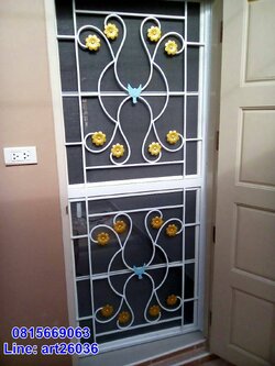 เหล็กดัดพร้อมมุ้งลวด