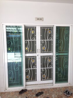 เหล็กดัดพร้อมมุ้งลวด ลายดวงดาว