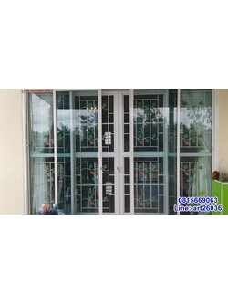 เหล็กดัดพร้อมมุ้งลวด