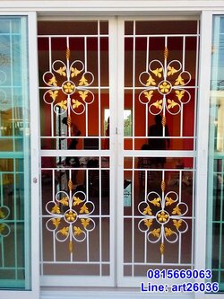 เหล็กดัดพร้อมมุ้งลวด