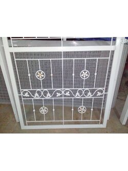 เหล็กดัดพร้อมมุ้งลวด