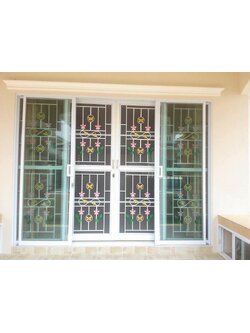 เหล็กดัดพร้อมมุ้งลวด