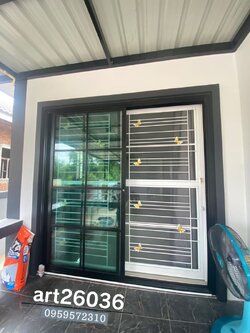 เหล็กดัดพร้อมมุ้งลวด ประตู หน้าต่างสีอบ บานเลื่อน ลายผีเสื้อ