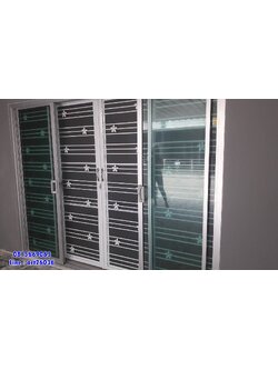 เหล็กดัดพร้อมมุ้งลวด