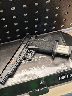 Army Armament R601-3 TTI Combat Master Alpha GBB BB Gun บีบีกัน Airsoft Gun ปืนอัดลม ปืนสั้นแก๊ส มือสอง