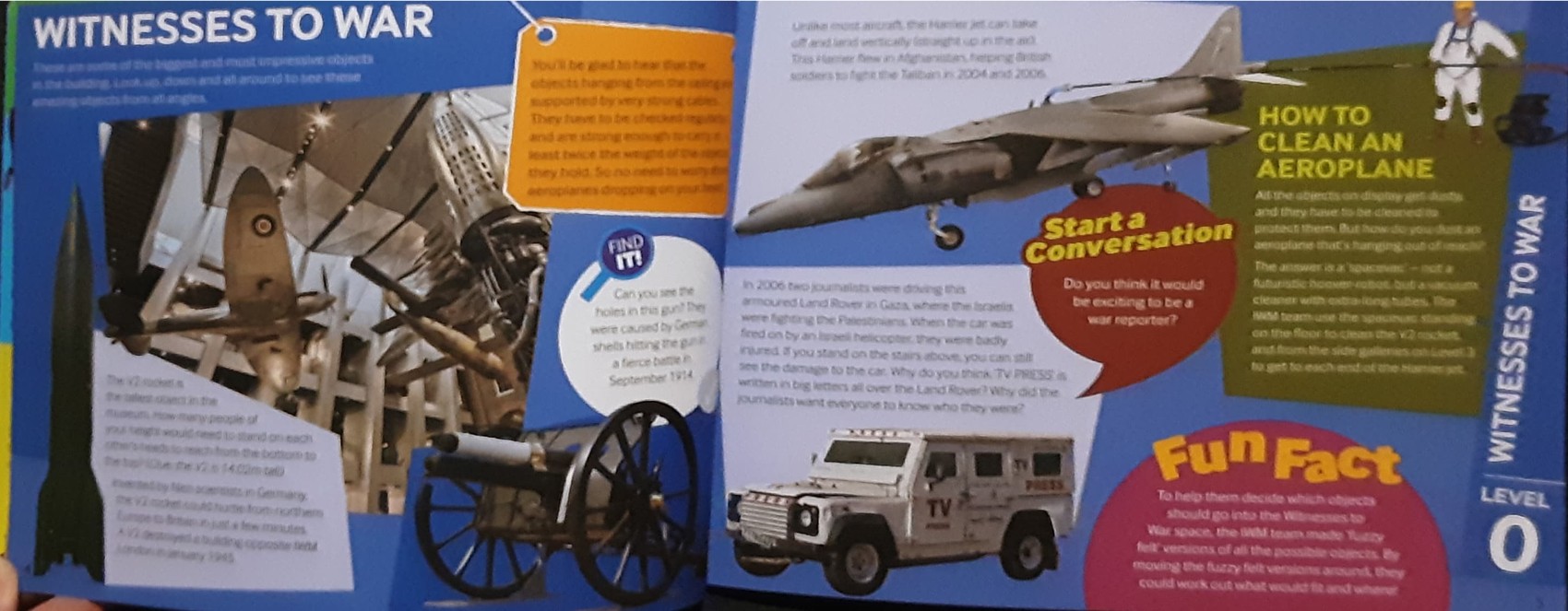 หนังสือนิทาน ความรู้ ปกอ่อน 🍅🍓EXPLORE A KID'S GUIDE IWM LONDON