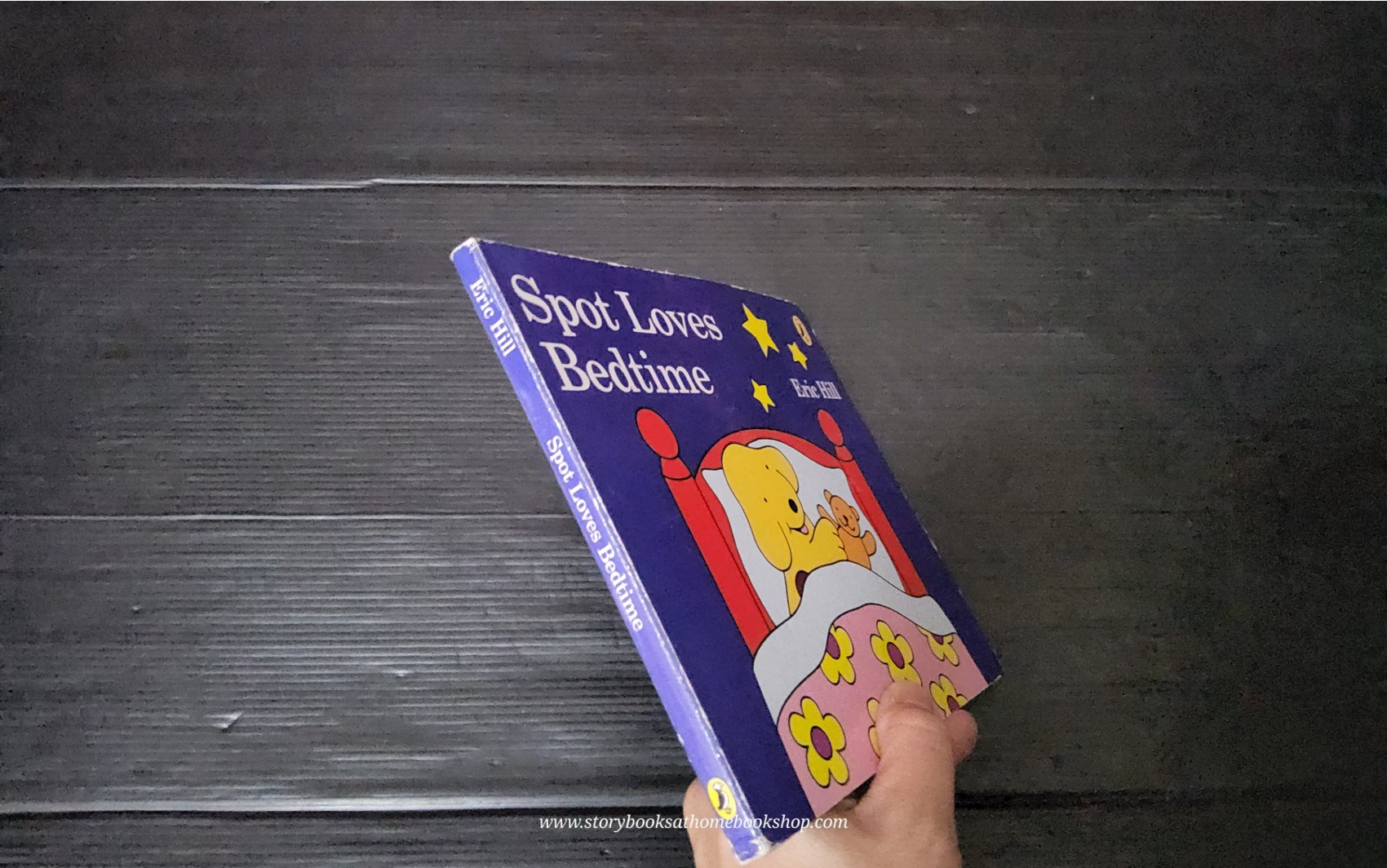 BOARD BOOK** 🍅🍅SPOT LOVES BEDTIME BY ERIC HILL