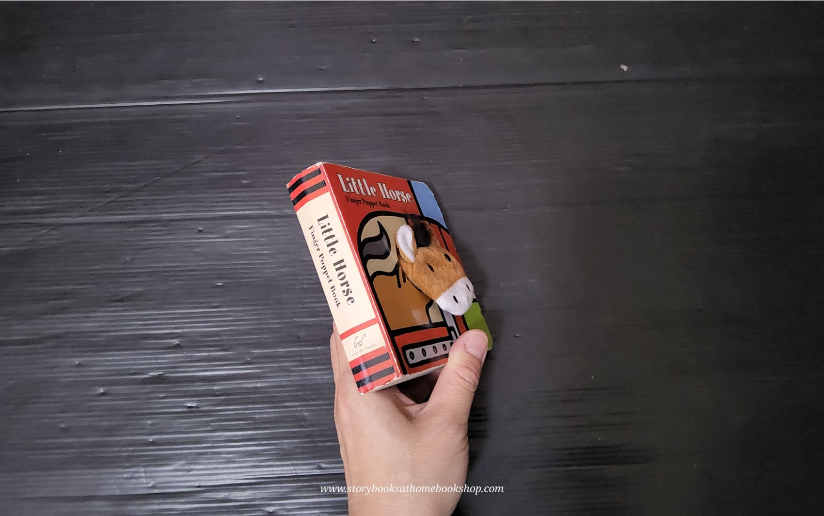 FINGER PUPPET BOARD BOX** ð
ð
LITTLE HORSE FINGER PUPPET BOOK