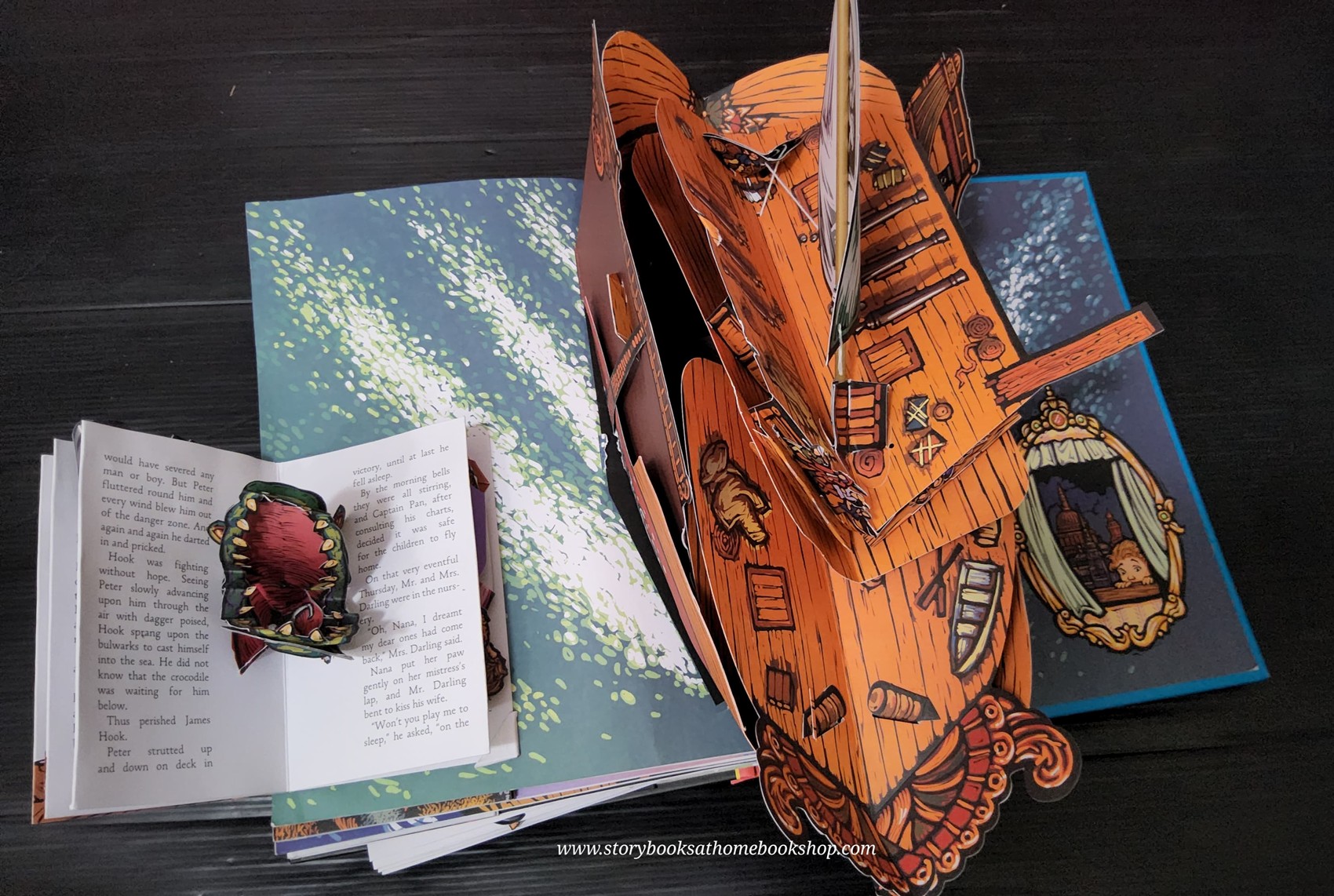 Pop-Up PETER PAN STORY BOOK