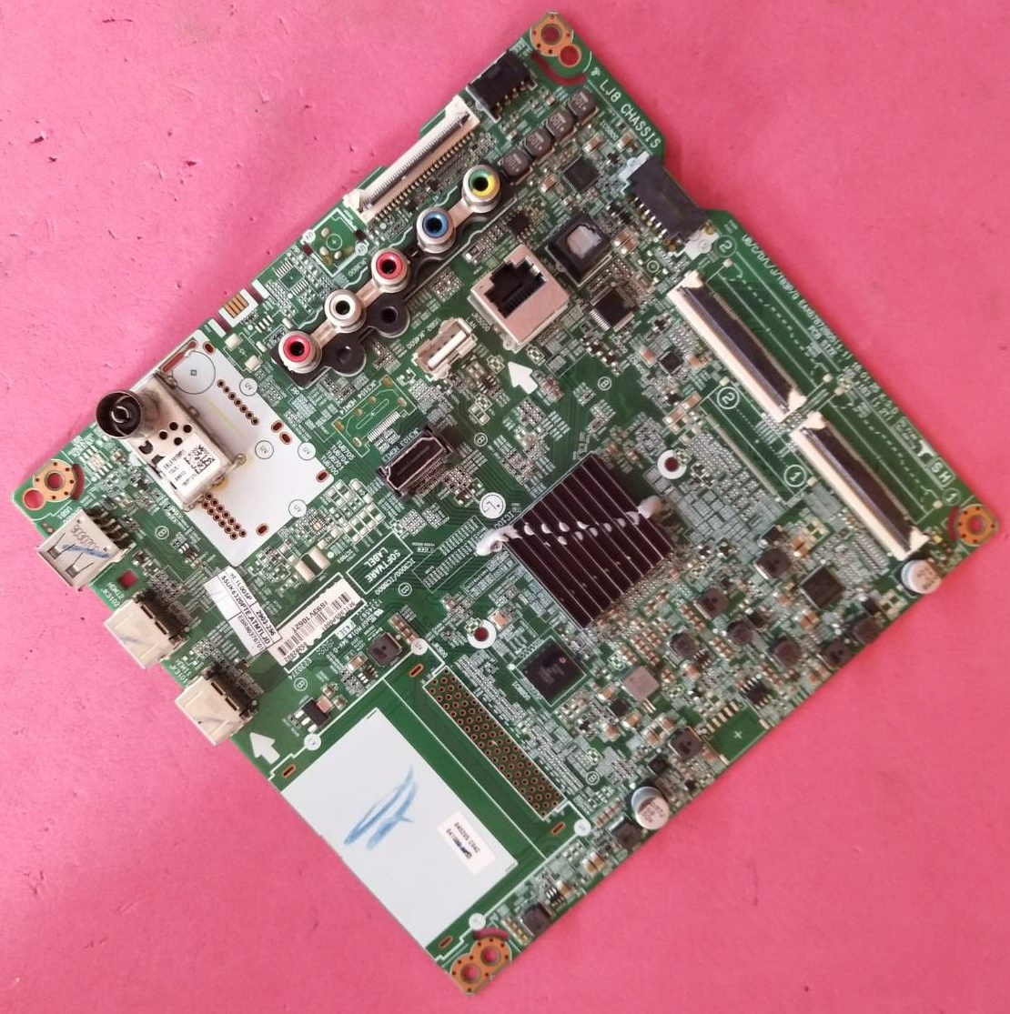 เมนบอร์ดทีวีแอลจี(Mainboard TV LG) ของแท้ถอดจากเครื่อง ใช้กับรุ่น 55UK6320PTE.ATMTLJD :55UK6300PTE.ATMTLJD