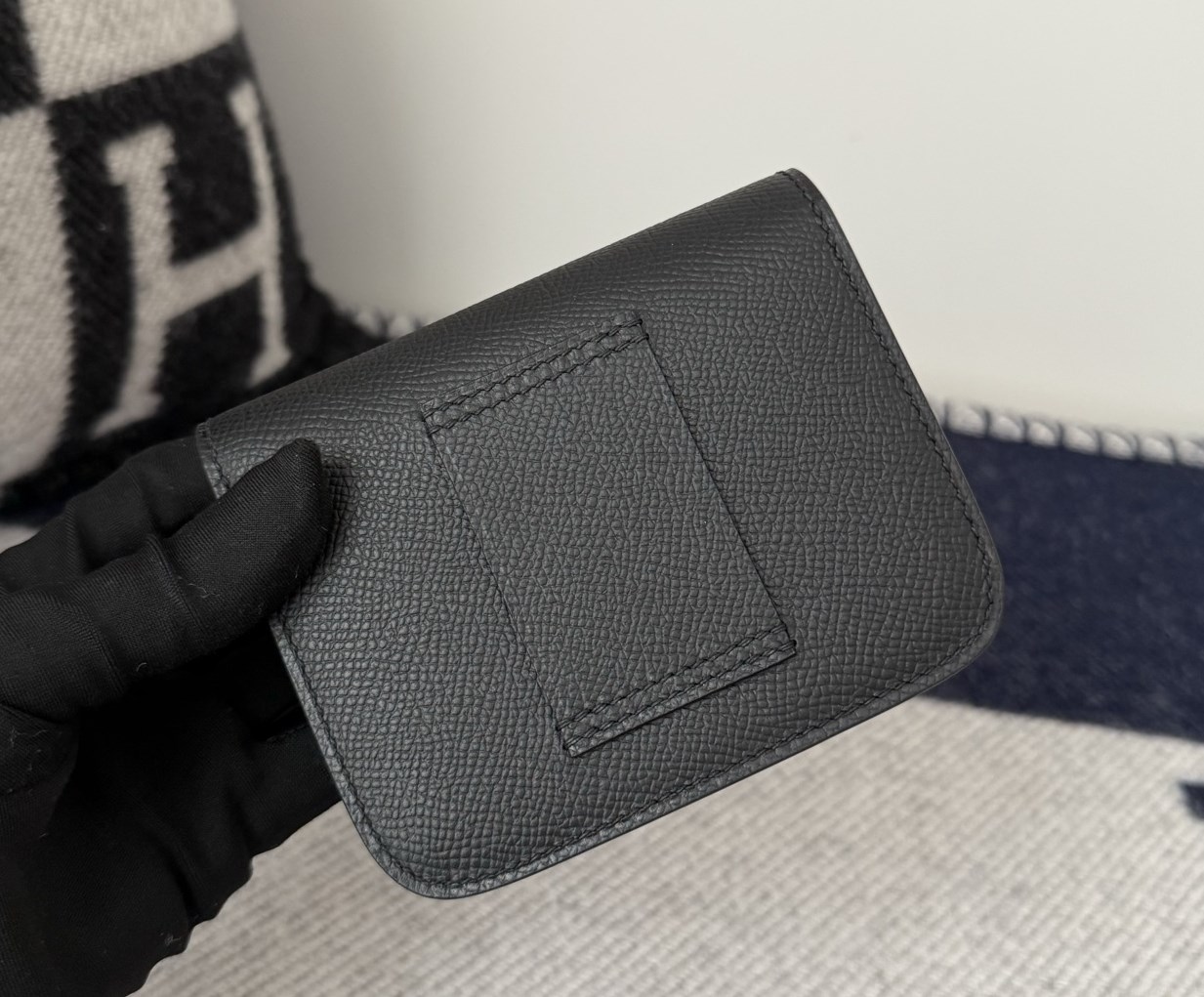 [Pre-order]HERMES CONSTANCE SLIM WALLET WITH BELT EPSOM LEATHER IN NOIR GHW Full handmade 100% คุณภาพ VIP เกรดดีที่สุด