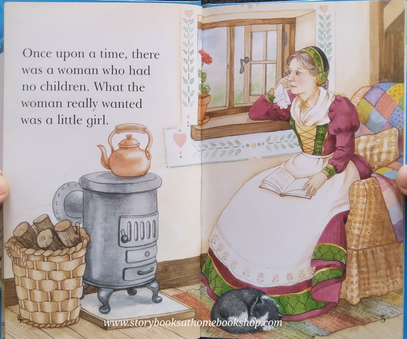 หนังสือนิทานปกแข็ง ** ♥️READ IT YOURSELF WITH LADYBIRD: THUMBELINA LEVEL 3