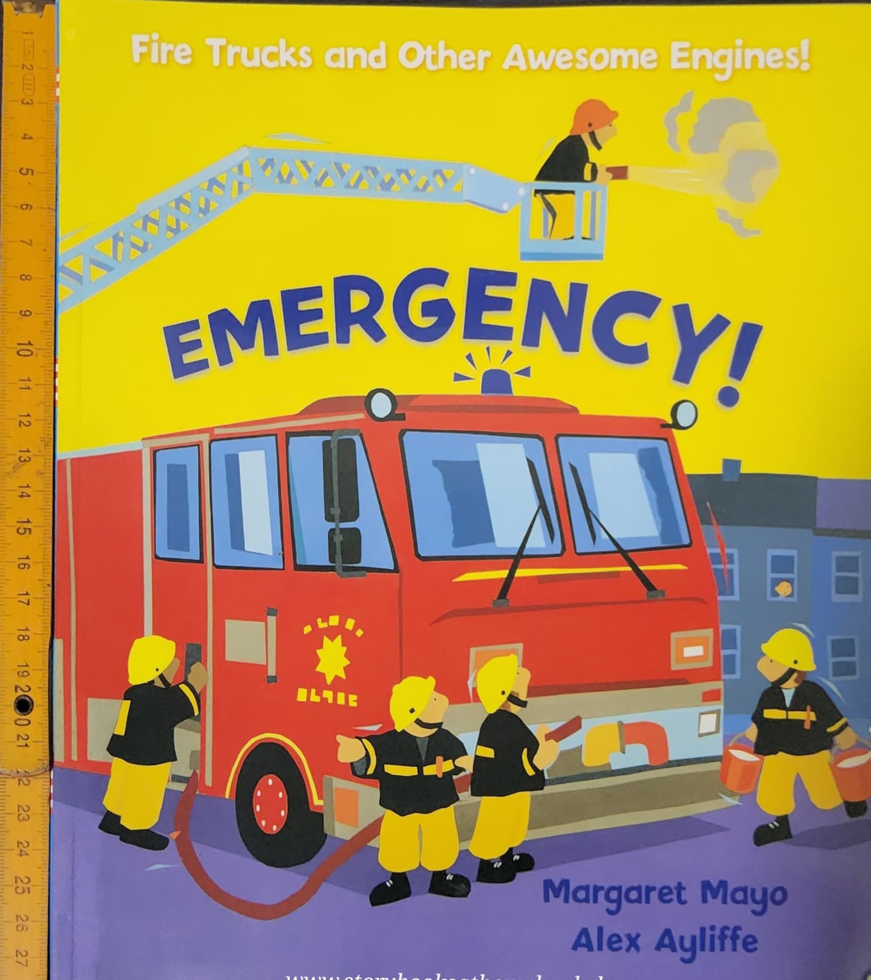 หนังสือนิทานปกอ่อน** 🍅🍓EMERGENCY!