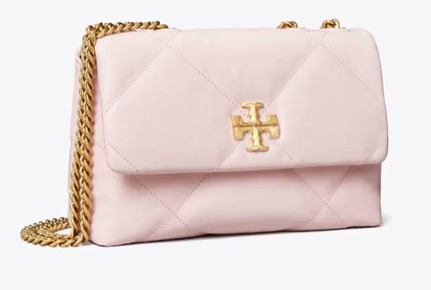เปิดจอง 1 ใบ NEW TORY BURCH SMALL KIRA DIAMOND QUILT CONVERTIBLE SHOULDER BAG Height: 6.1" (15.5cm); length: 8.9" (22.5cm); depth: 3" (7.5cm)