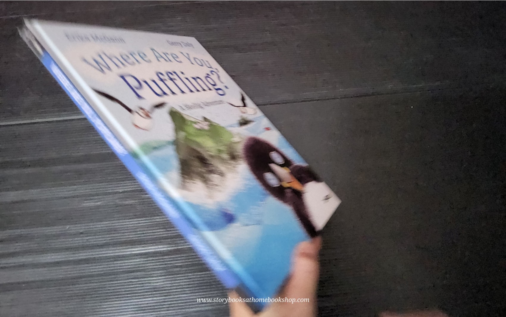 หนังสือนิทานปกแข็ง** 🍅WHERE ARE YOU,PUFFLING? A SKELLING ADVENTURE