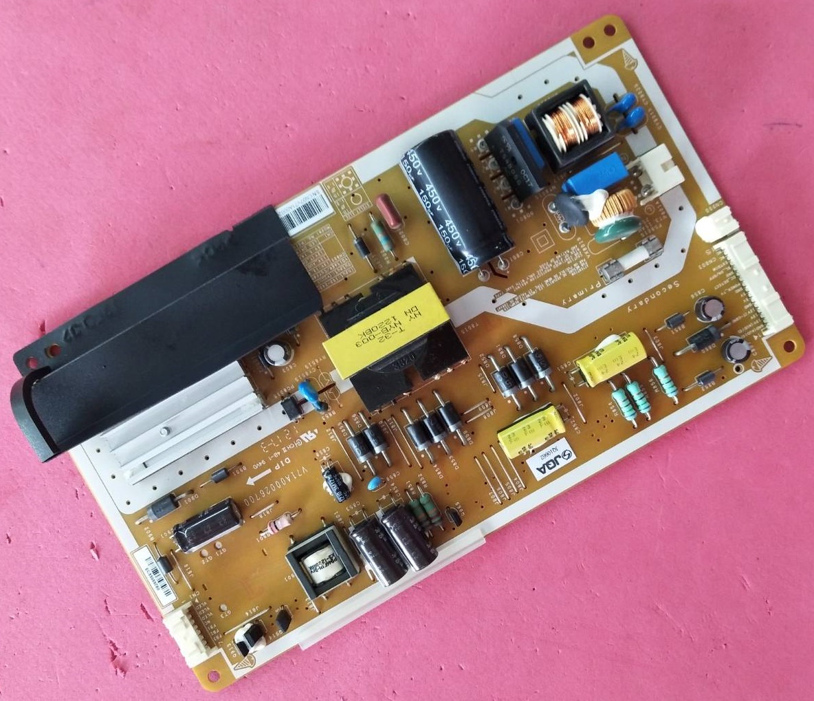 เพาเวอร์ซัพพลาย TOSHIBA (โตชิบ้า) ของแท้ถอดจากเครื่อง รุ่น32PB200T 32PU200T พาร์ท V71A00026700