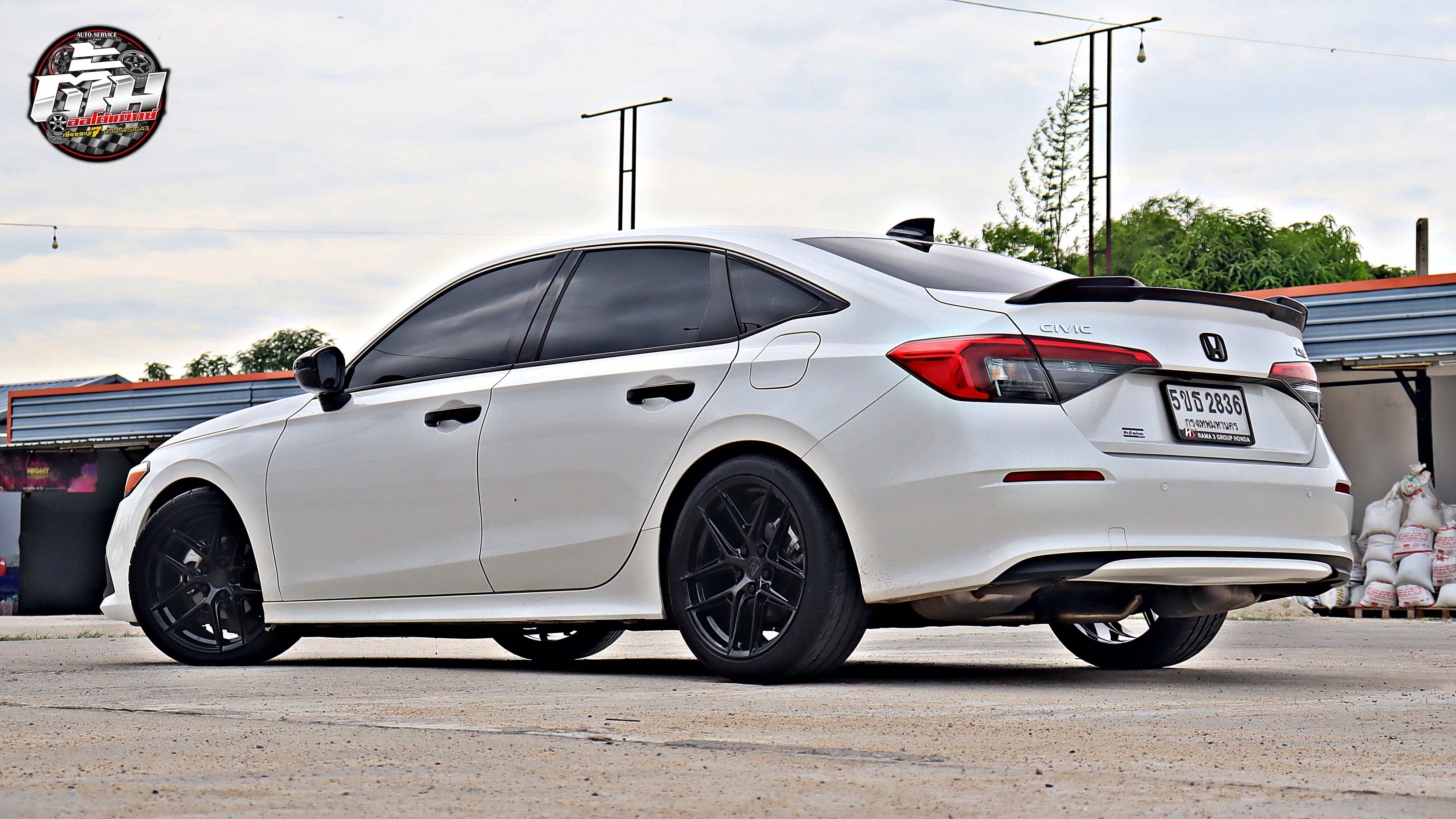 HONDA CIVIC FE เปลี่ยนล้อยาง EMOTION-R VS2 ขอบ18นิ้ว