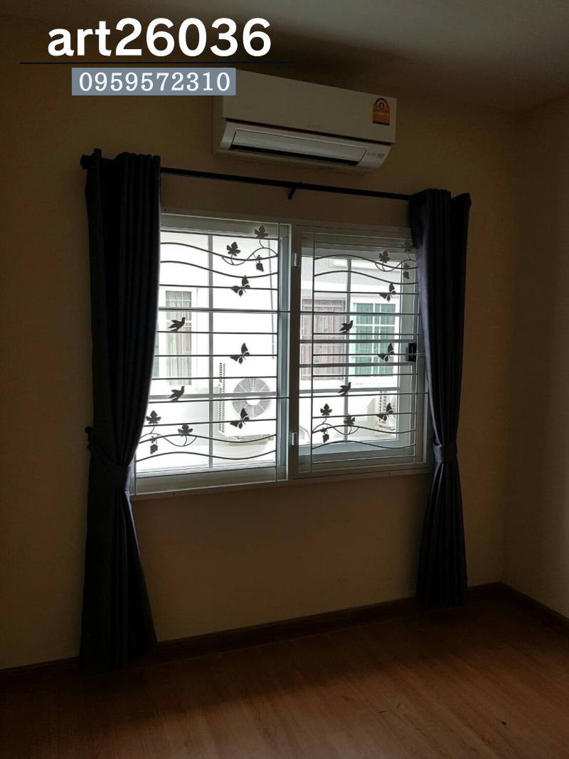 เหล็กดัดสีอบขาวพร้อมมุ้งลวด