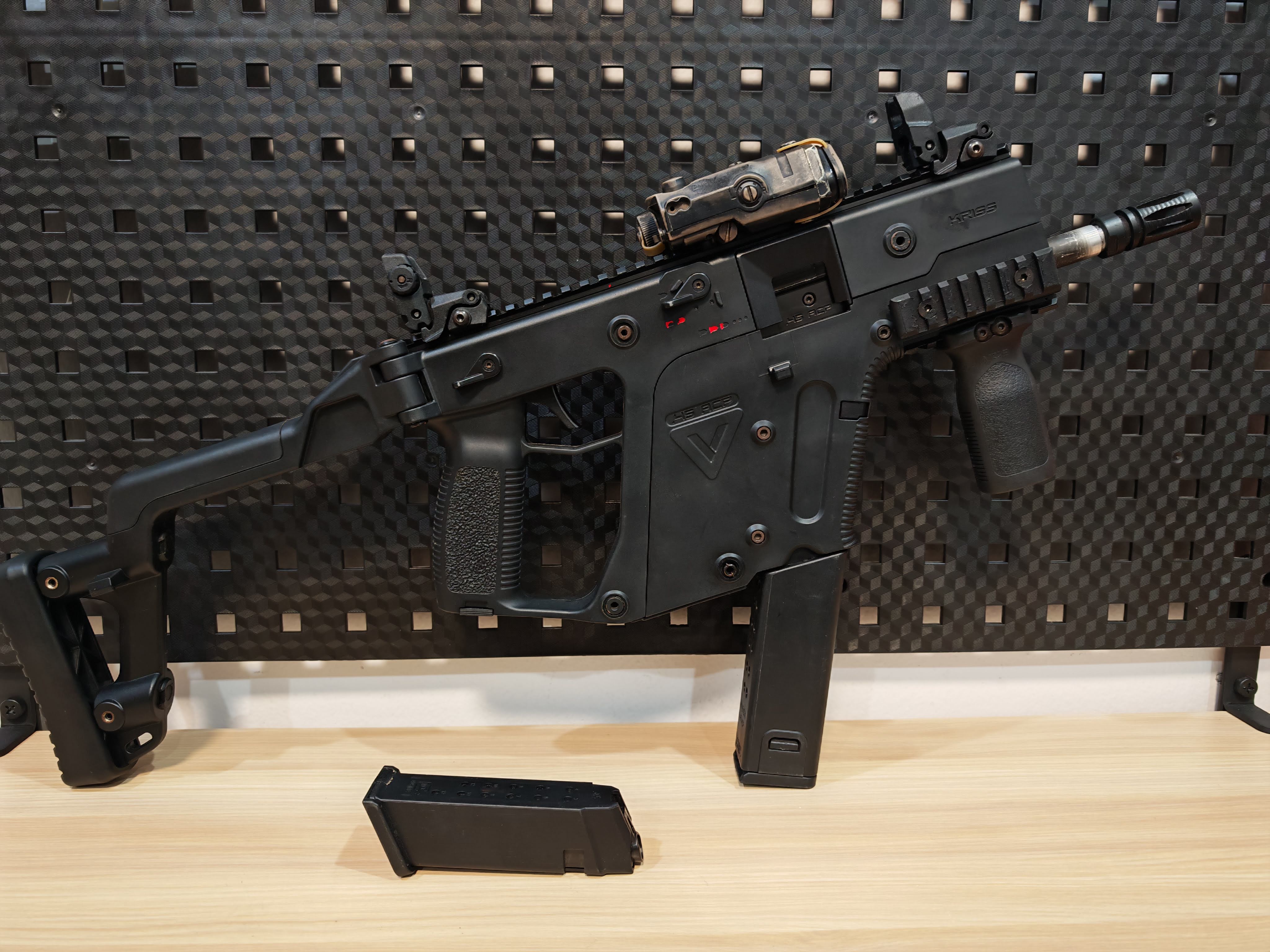 ARES Kriss Super V (Kriss Vector) AEG BB Gun บีบีกัน Airsoft Gun ปืนอัดลม ปืนยาวไฟฟ้า มือสอง