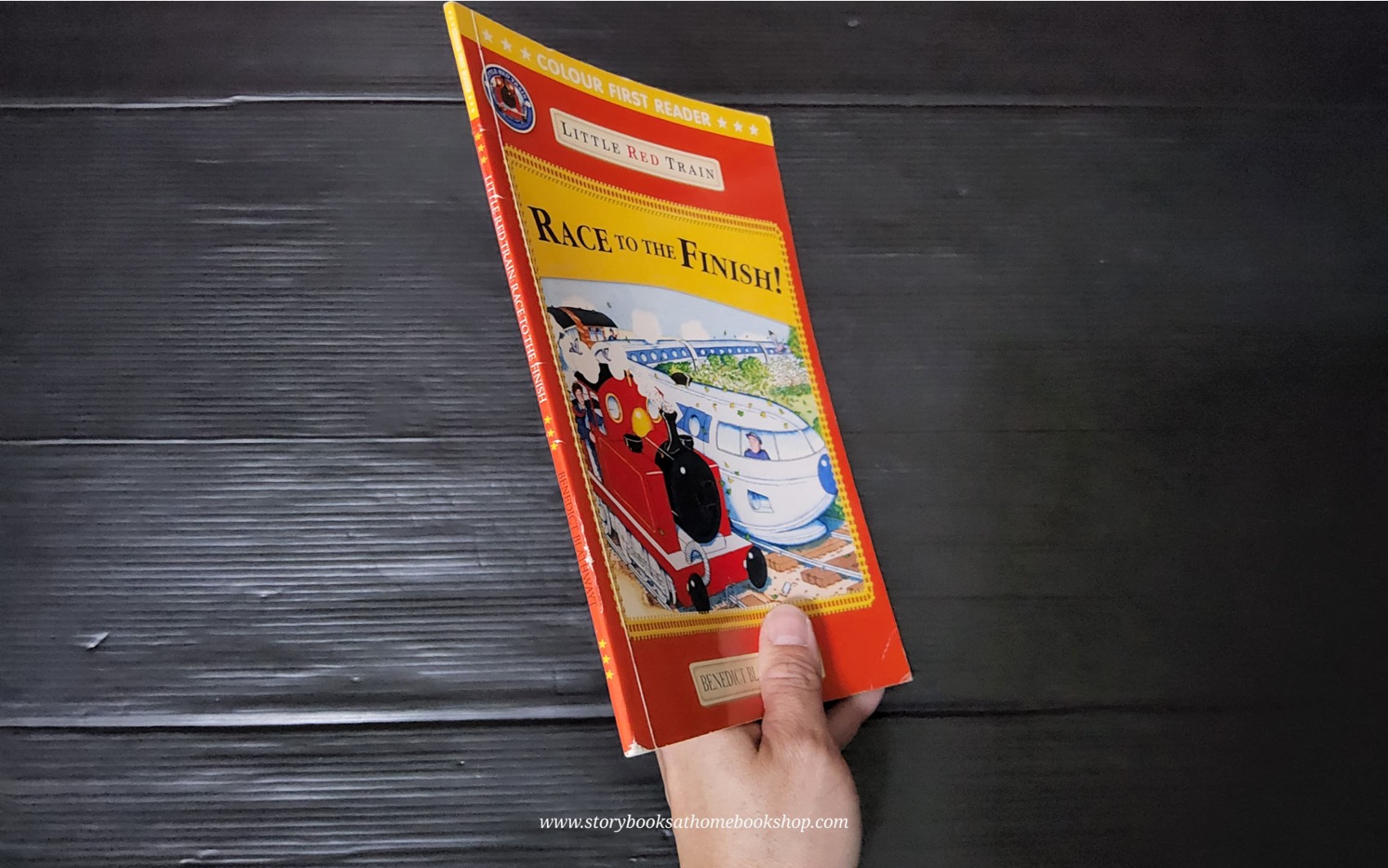 หนังสือนิทานปกอ่อน ** 🍅🍓LITTLE RED TRAIN RACE TO THE FINISH!