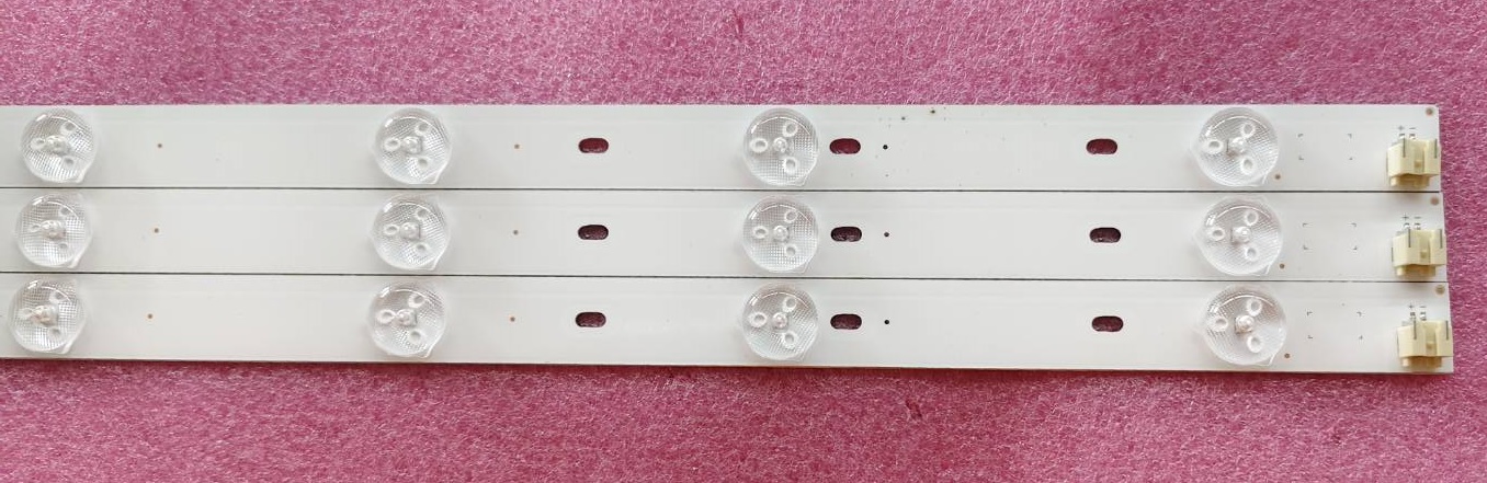 หลอดแบล็คไลท์โตชิบา (LED BLACK LIGHT TOSHIBA) ใหม่โรงงาน รุ่น32PU200T (8 ดวง X 3แถว )