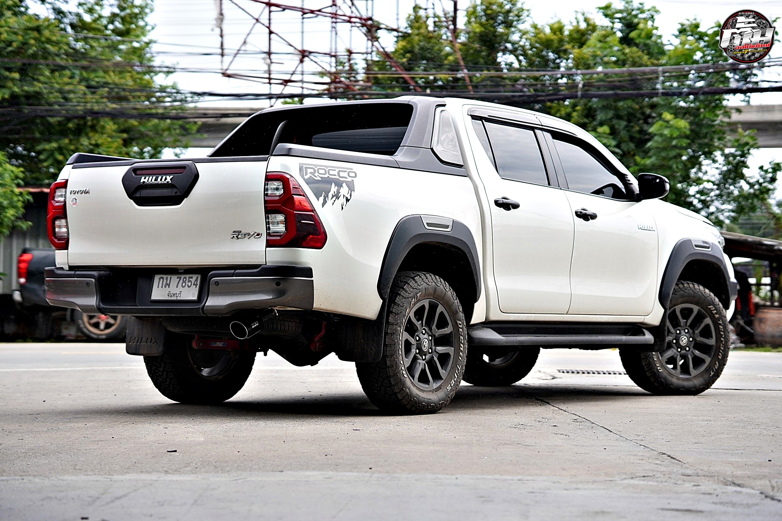 ท่อ HKS สำหรับรถเก๋ง รถกระบะ ทุกรุ่น ราคาถูก