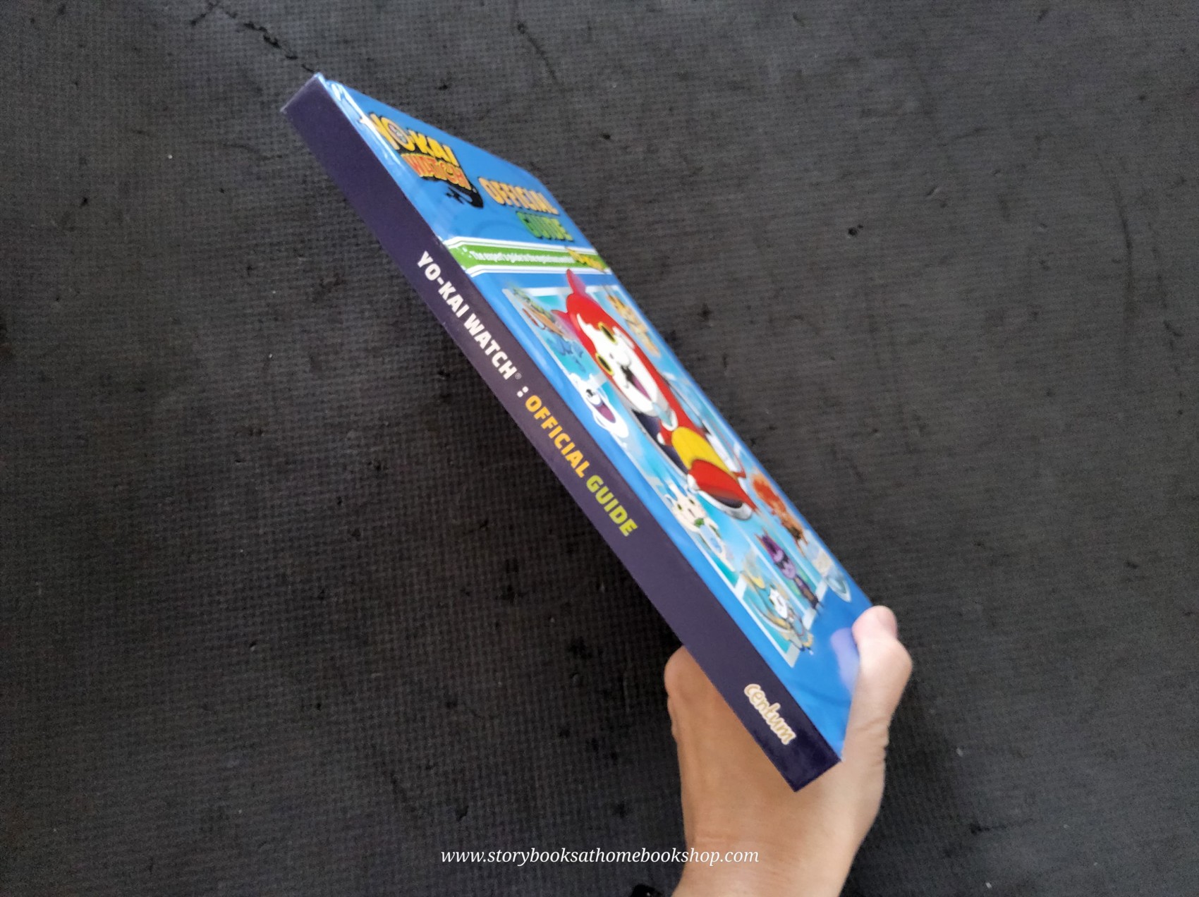 หนังสือปกแข็ง** 🍅🍓 YOKAI WATCH OFFICIAL GUIDE