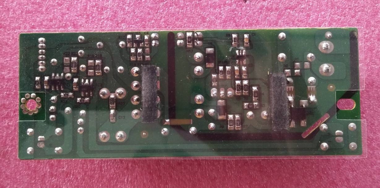 ซัพพลายUniversal (IP board)12V/1.A มีชุดขับหลอดแบ็คไลท์ในตัว(ใช้แปลงใส่กับจอLED ขนาด 14-24 นิ้วได้หลายยี่ห้อ)