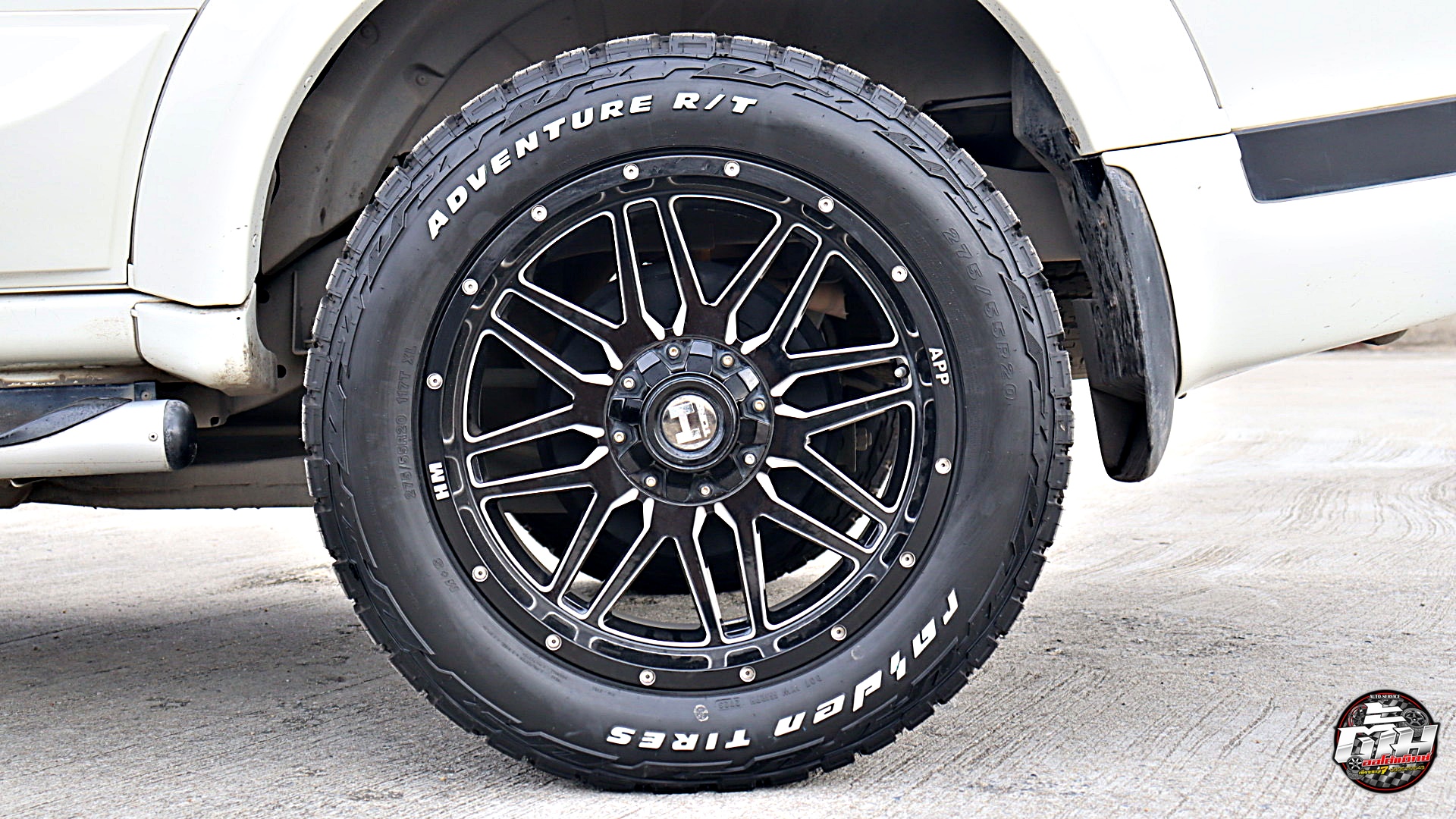 MITSUBISHI PAJERO เปลี่ยนยาง Raiden Tires Adventure R/T 275/55R20 117T