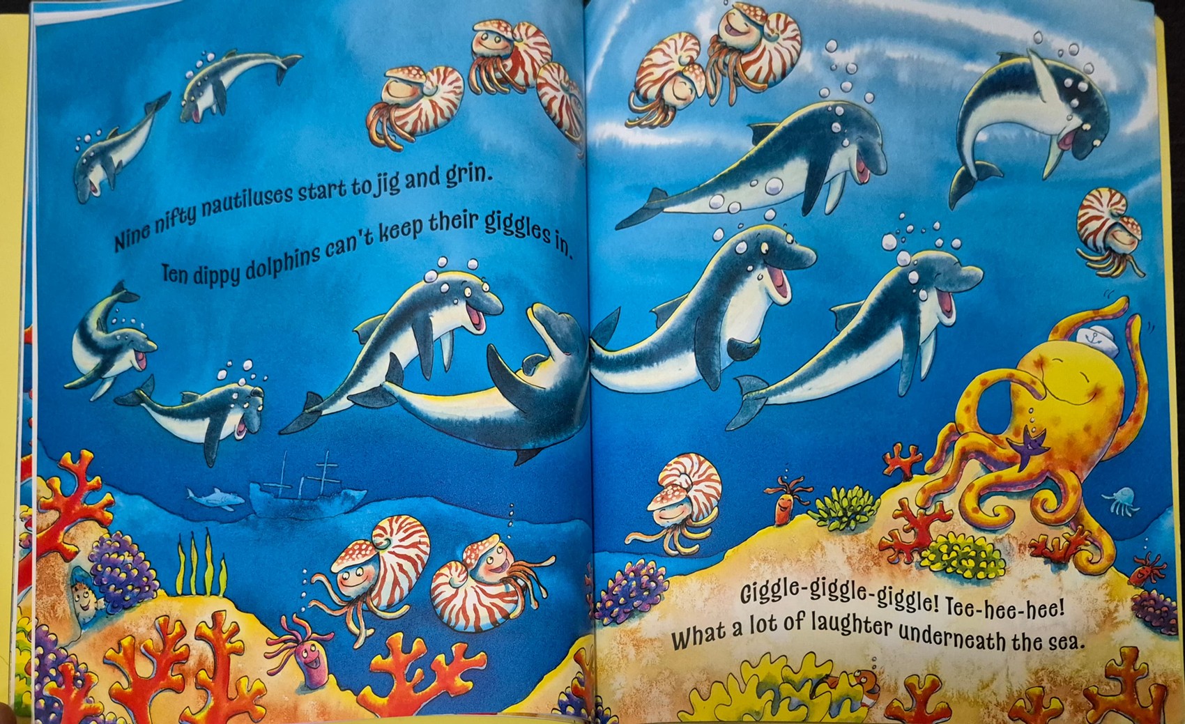 หนังสือนิทานปกอ่อน** 🍅🍅JOLLY OLLY OCTOPUS BY TOMY MITTON AND GUY PARKER-REES