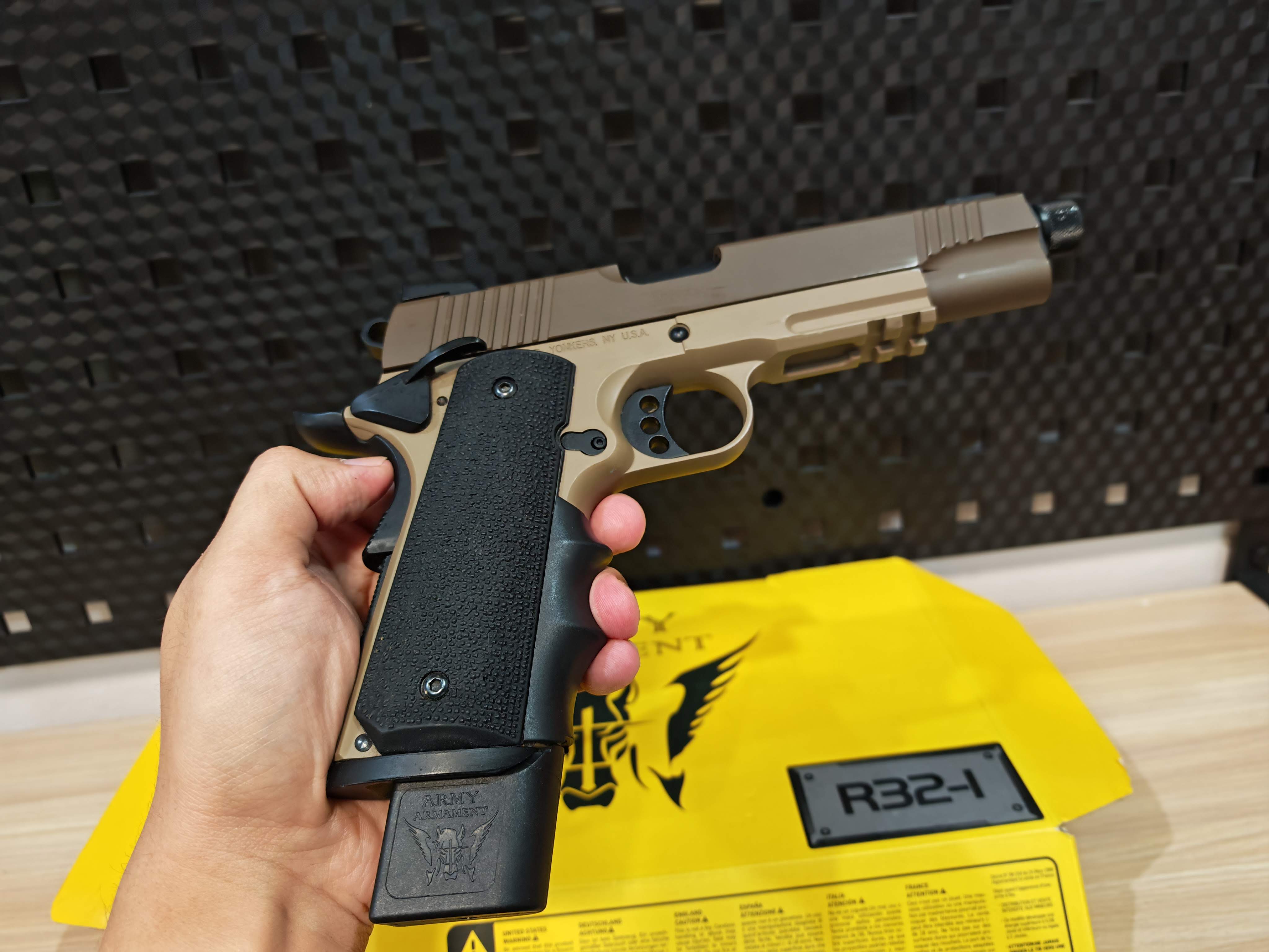 Army Armament R32-1 Kimber Custom 1911 GBB BB Gun บีบีกัน Airsoft Gun ปืนอัดลม ปืนสั้นแก๊ส มือสอง