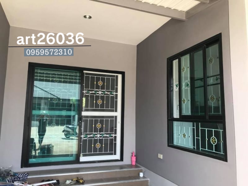 เหล็กดัด ลายคลาสสิค มุ้งลวด ประตู หน้าต่าง ดอกไม้