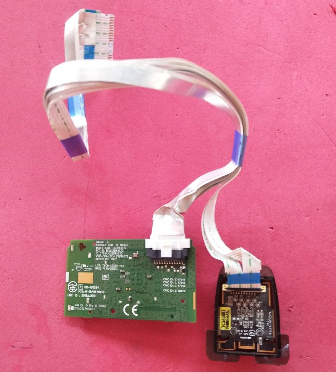 ชุดตัวรับwi-fi+สายแพ LG (แอลจี) ของแท้ถอดจากเครื่อง พาร์ทEAT63377302+EBR83592701
