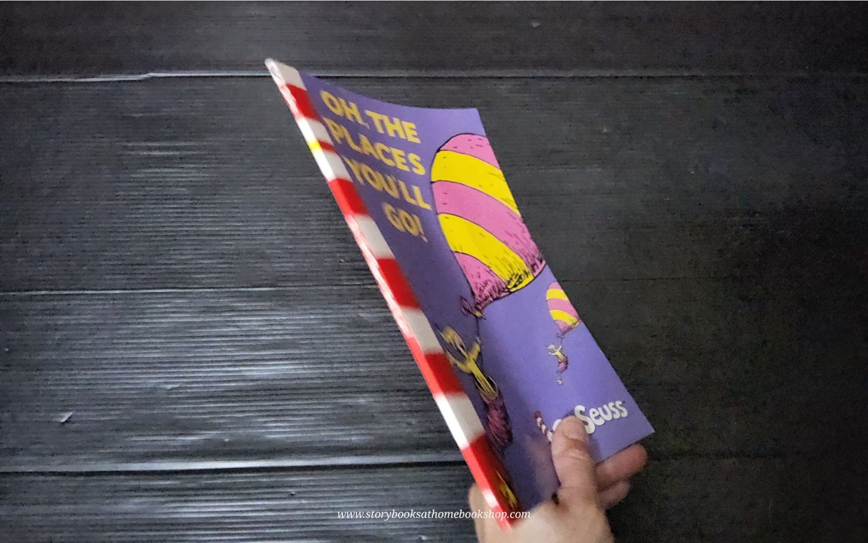 หนังสือนิทานปกอ่อน ** 🍅🍓OH,THE PLACES YOU'LL GO! DR.SEUSS