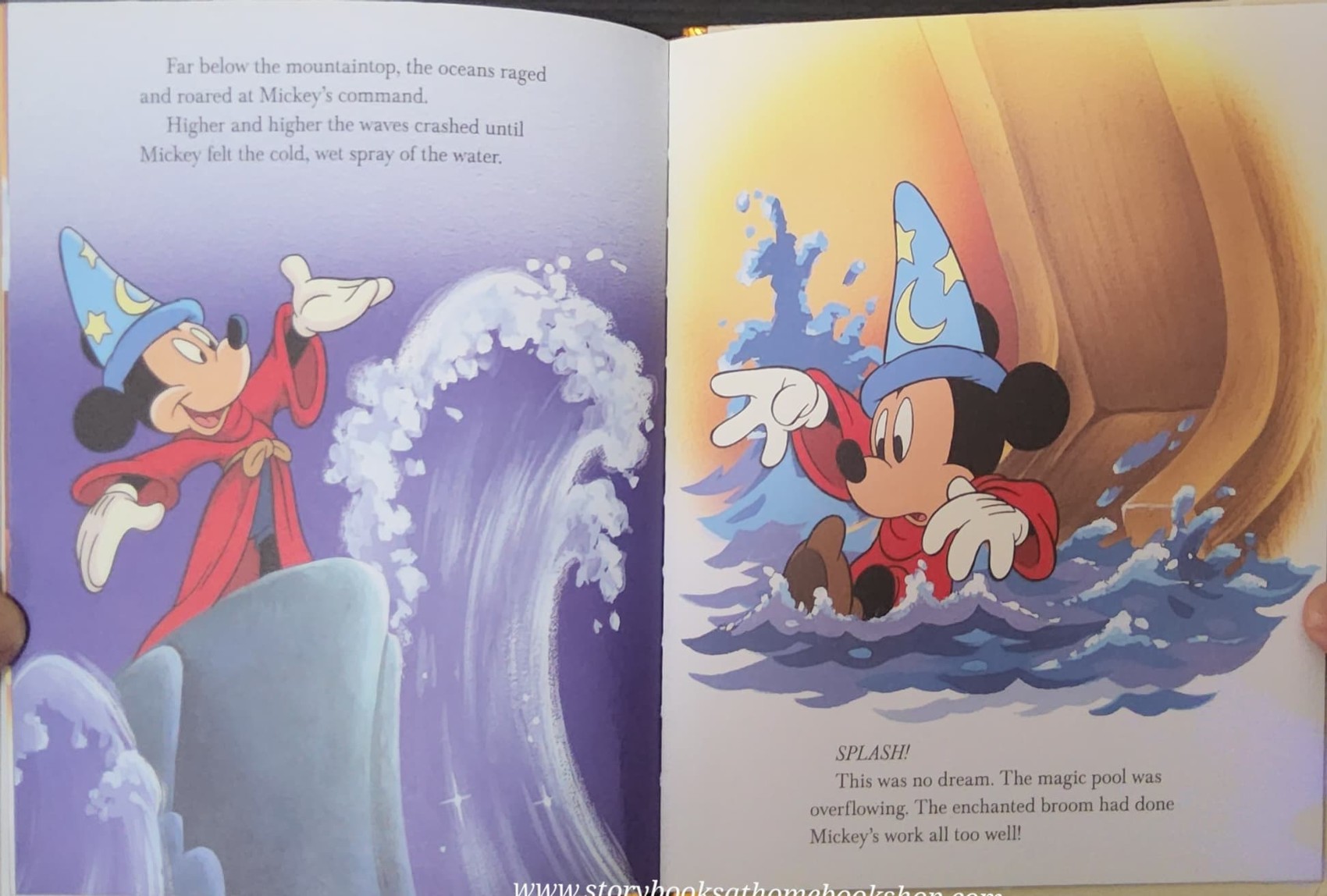 หนังสือนิทานปกอ่อน** 🍓🍓A TREASURE COVE STORY:DISNEY'S THE SORCERER'S APPRENTICE